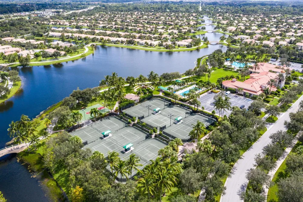 8475 Quito Place Wellington, FL 33414