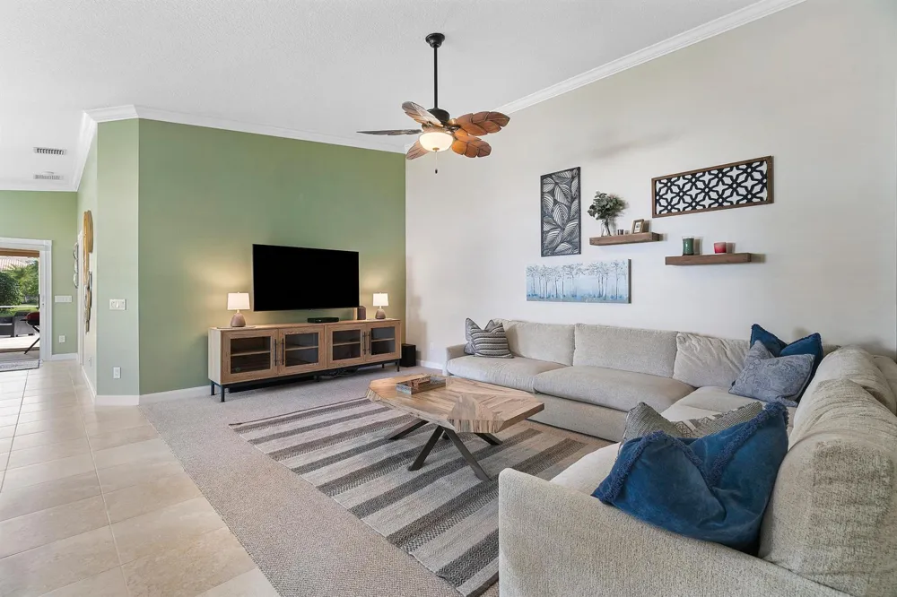8475 Quito Place Wellington, FL 33414