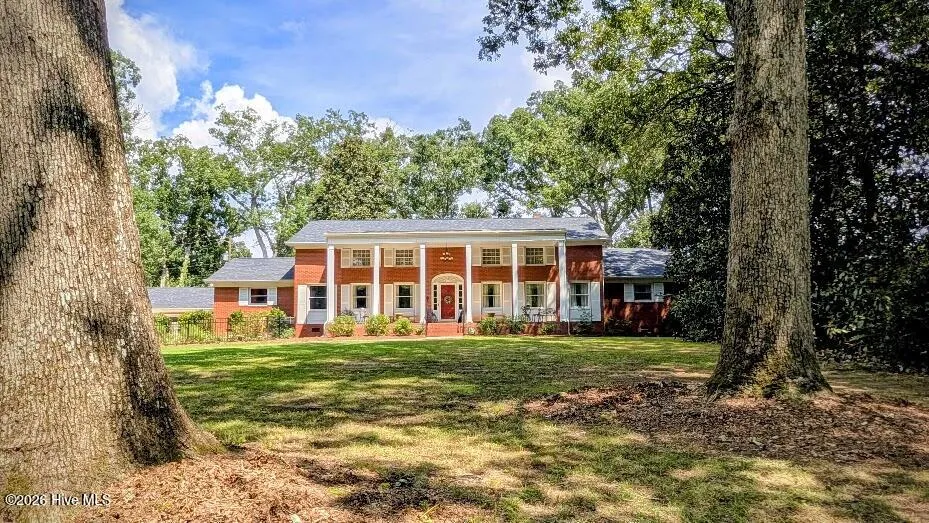201 S Main Street Mount Gilead, NC 27306
