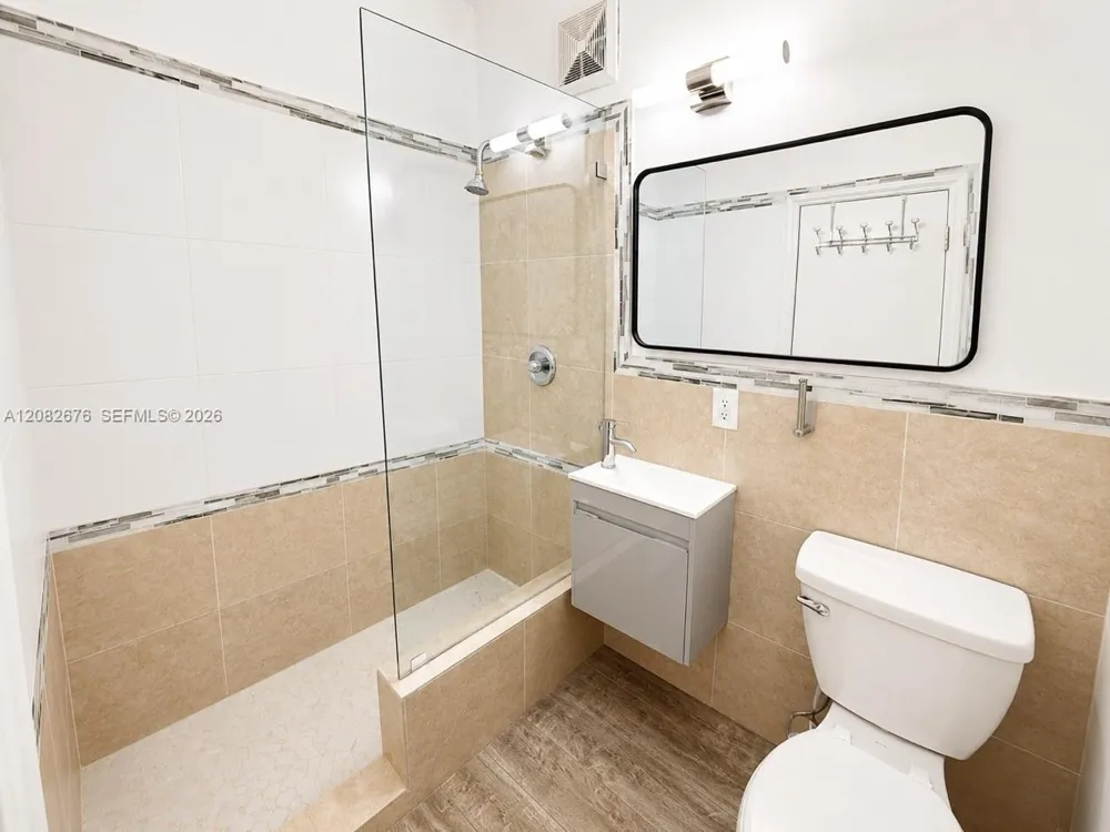 3025 Indian Creek Dr #311 Miami Beach, FL 33140
