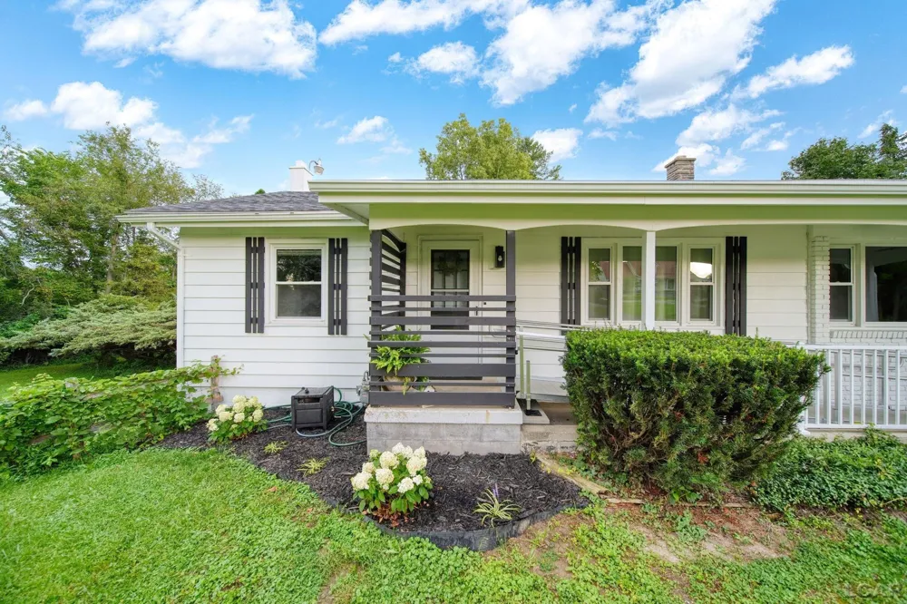 2787 Lenawee Hills Highway Adrian Township, MI 49221