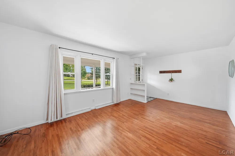 2787 Lenawee Hills Highway Adrian Township, MI 49221