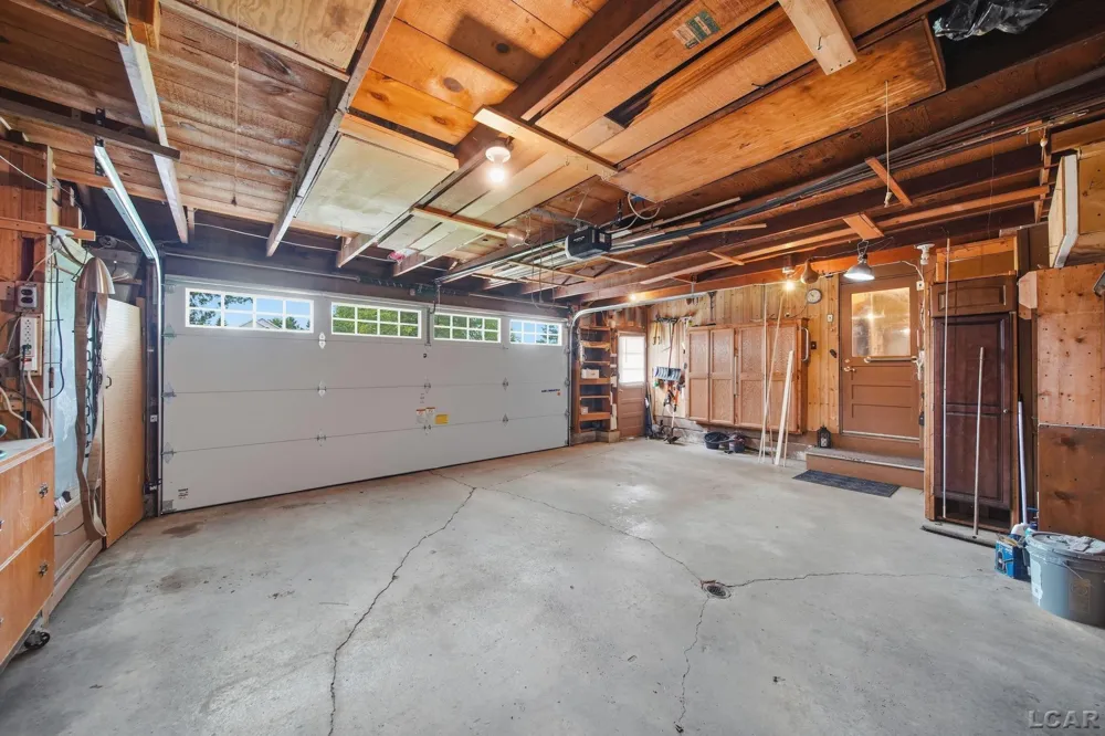 2787 Lenawee Hills Highway Adrian Township, MI 49221