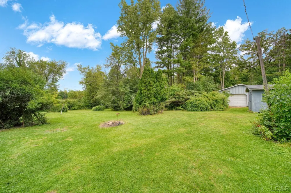 2787 Lenawee Hills Highway Adrian Township, MI 49221