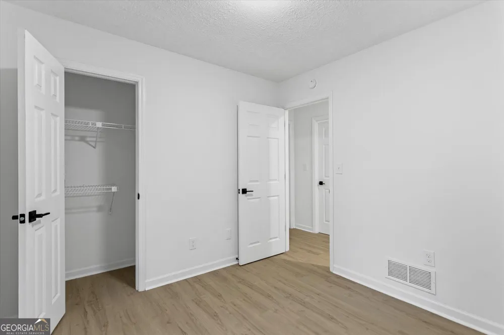 3044 Jami CT Snellville, GA 30039