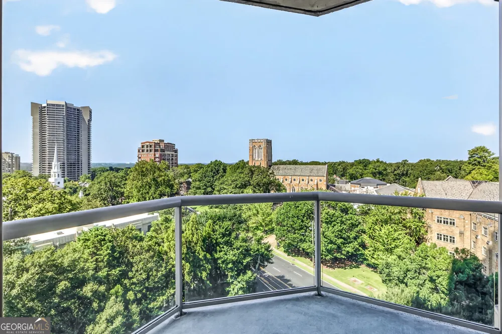 2795 Peachtree RD NE Atlanta, GA 30305