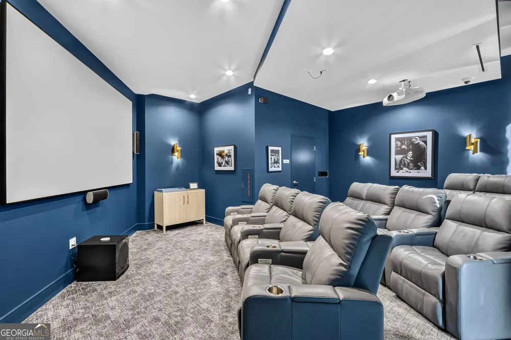 2795 Peachtree RD NE Atlanta, GA 30305