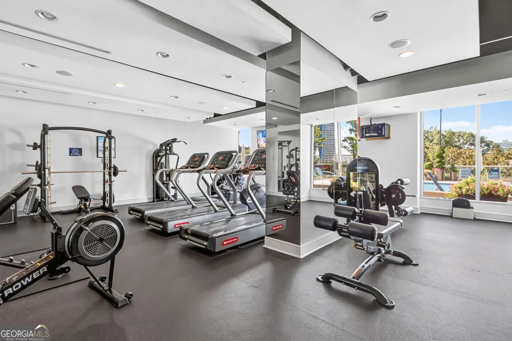 2795 Peachtree RD NE Atlanta, GA 30305
