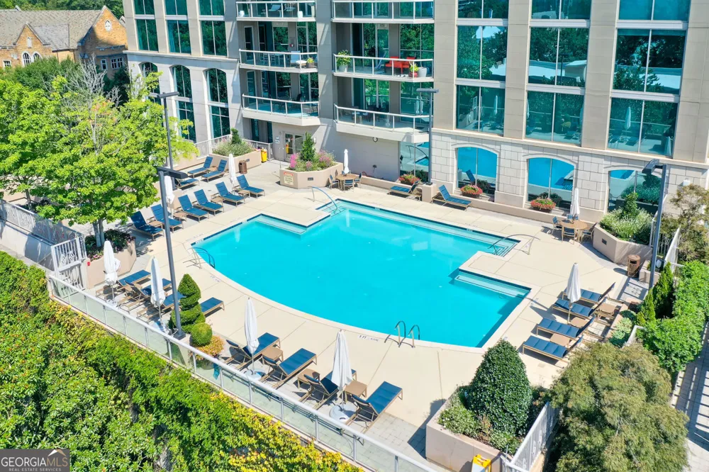 2795 Peachtree RD NE Atlanta, GA 30305