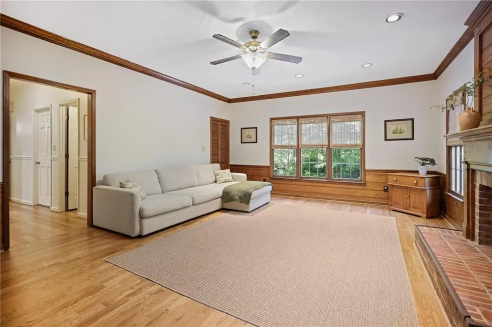 614 Colston Court SW Marietta, GA 30064