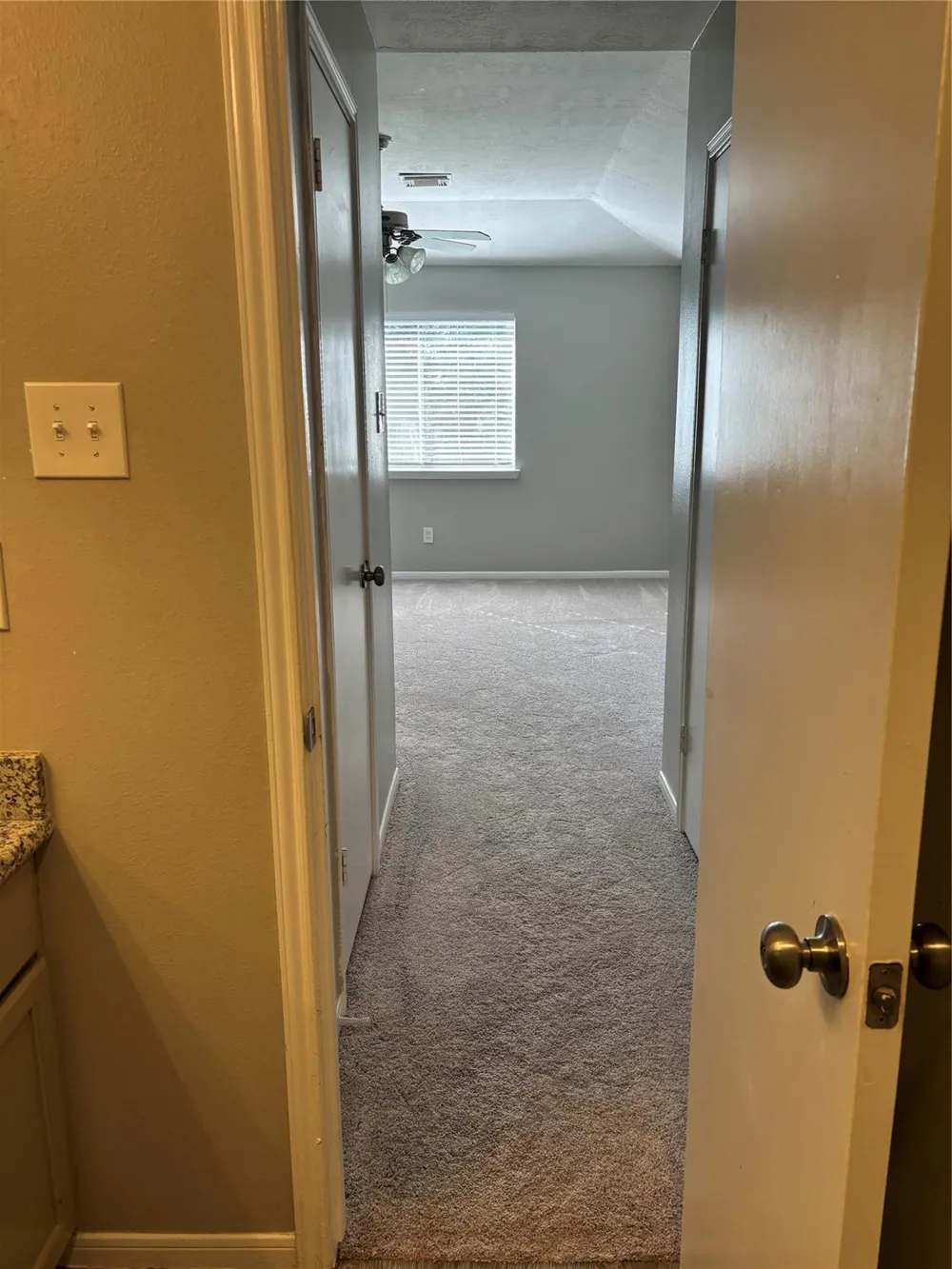 1702 Oak Ridge Drive Kemah, TX 77565