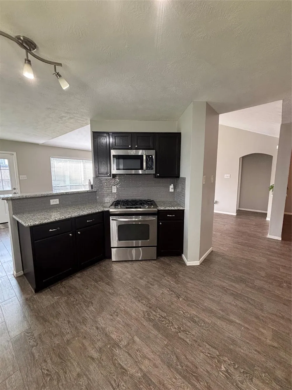 1702 Oak Ridge Drive Kemah, TX 77565