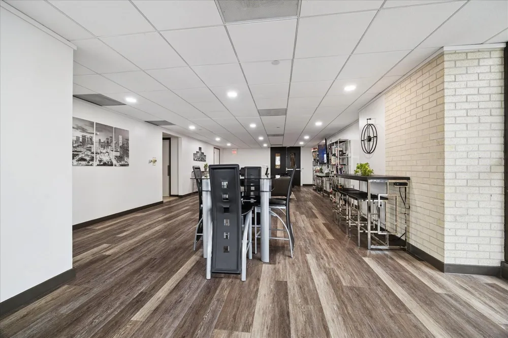 2016 Main Street #903 Houston, TX 77002