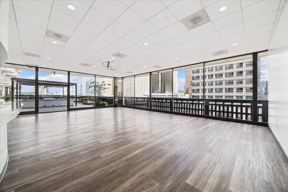2016 Main Street #903 Houston, TX 77002