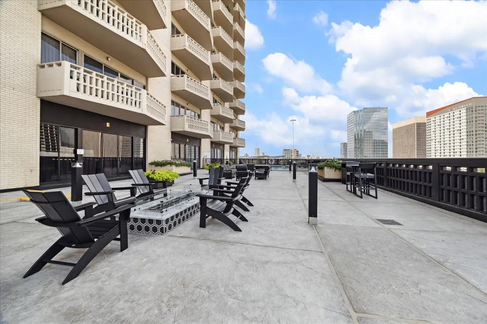 2016 Main Street #903 Houston, TX 77002