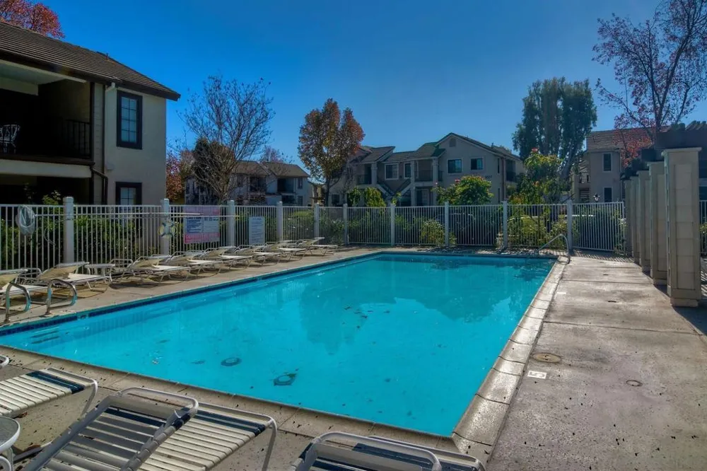 10910 Summerdale Way #340 San Diego, CA 92126