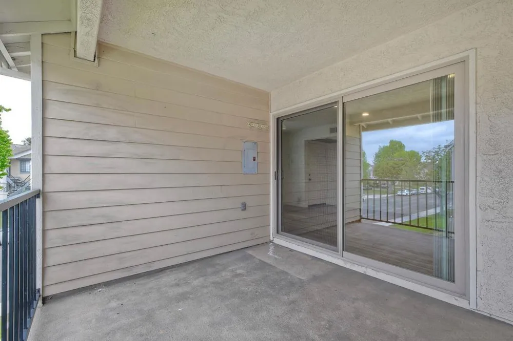 10910 Summerdale Way #340 San Diego, CA 92126