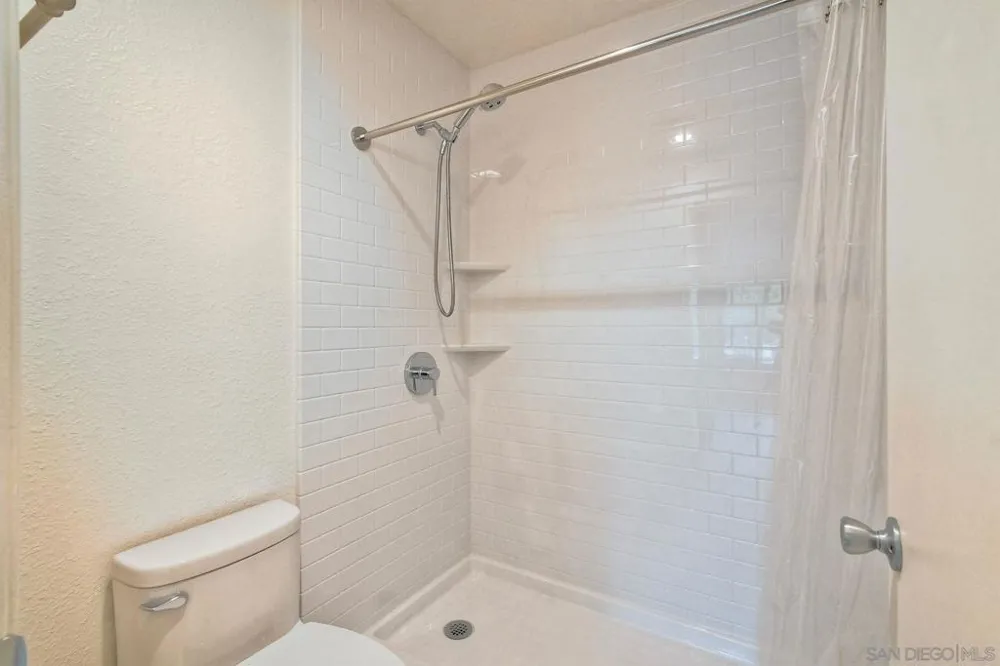 10910 Summerdale Way #340 San Diego, CA 92126