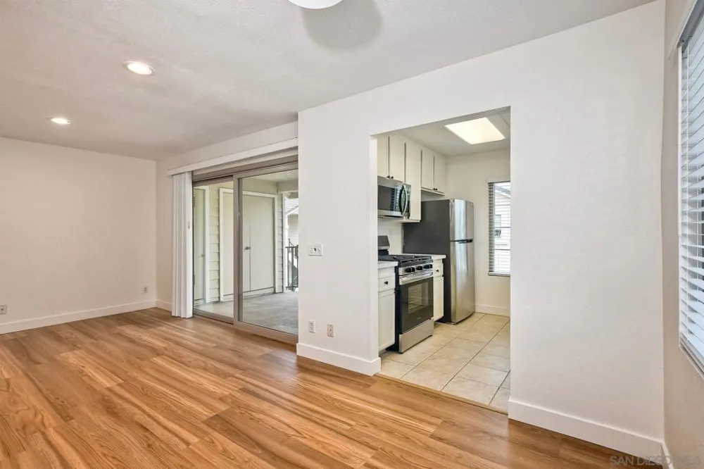 10910 Summerdale Way #340 San Diego, CA 92126