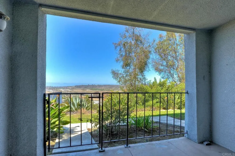3612 Vista Bella #2 Oceanside, CA 92056