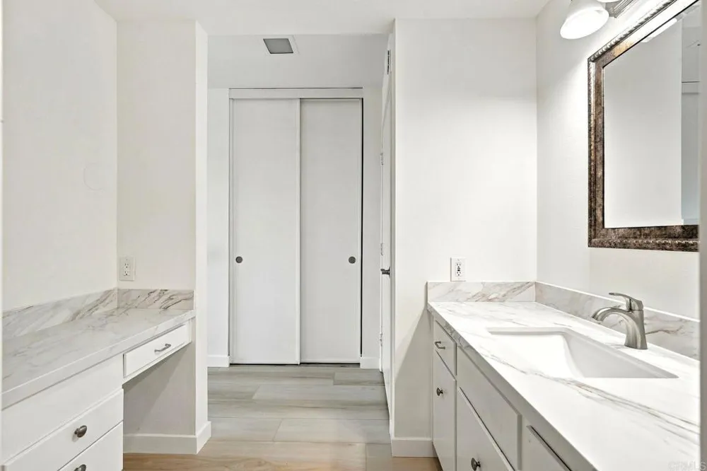 3612 Vista Bella #2 Oceanside, CA 92056