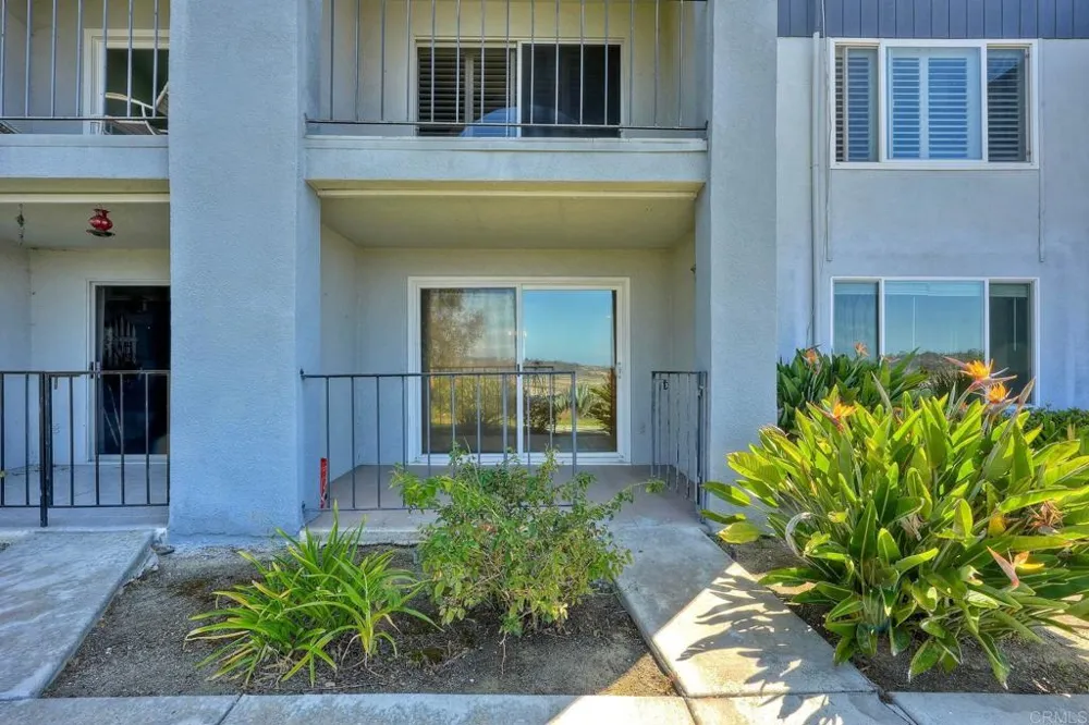 3612 Vista Bella #2 Oceanside, CA 92056