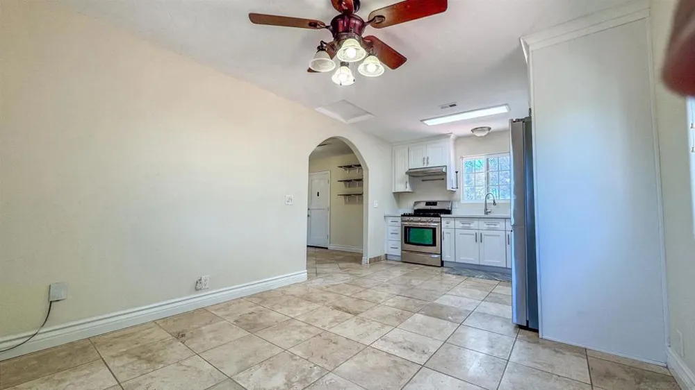 4004 Terrace Court San Diego, CA 92116
