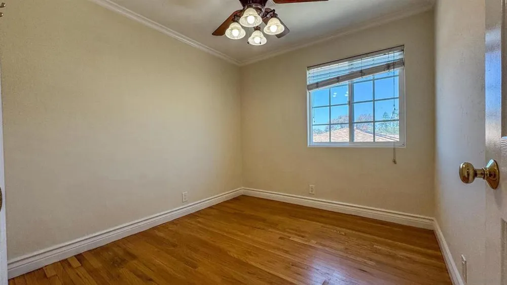 4004 Terrace Court San Diego, CA 92116