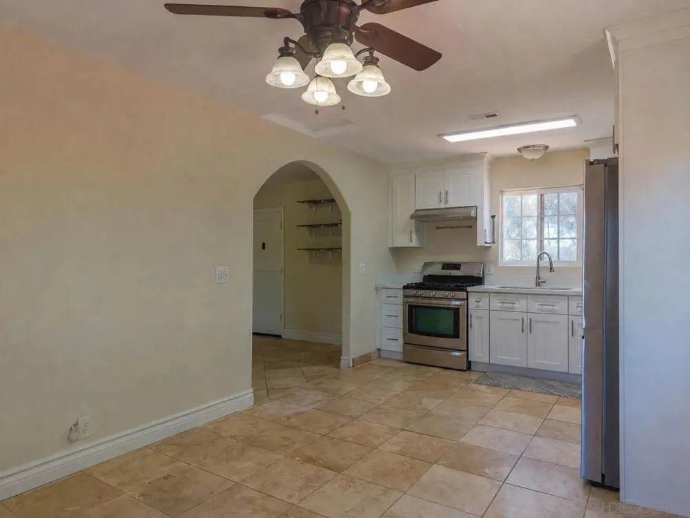 4004 Terrace Court San Diego, CA 92116