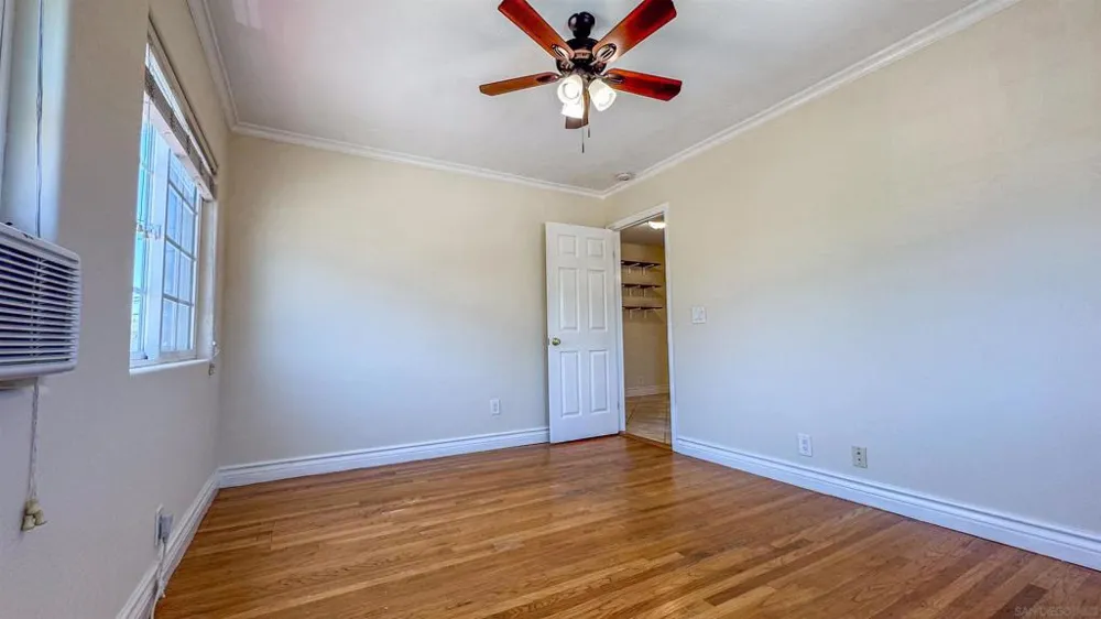 4004 Terrace Court San Diego, CA 92116