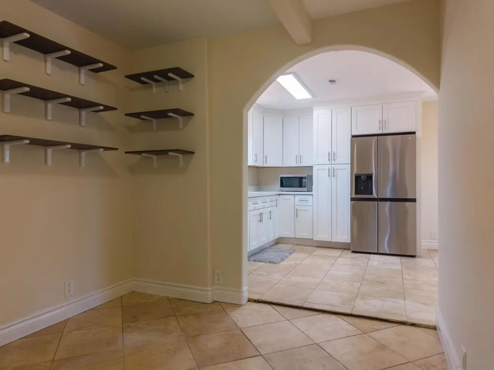 4004 Terrace Court San Diego, CA 92116