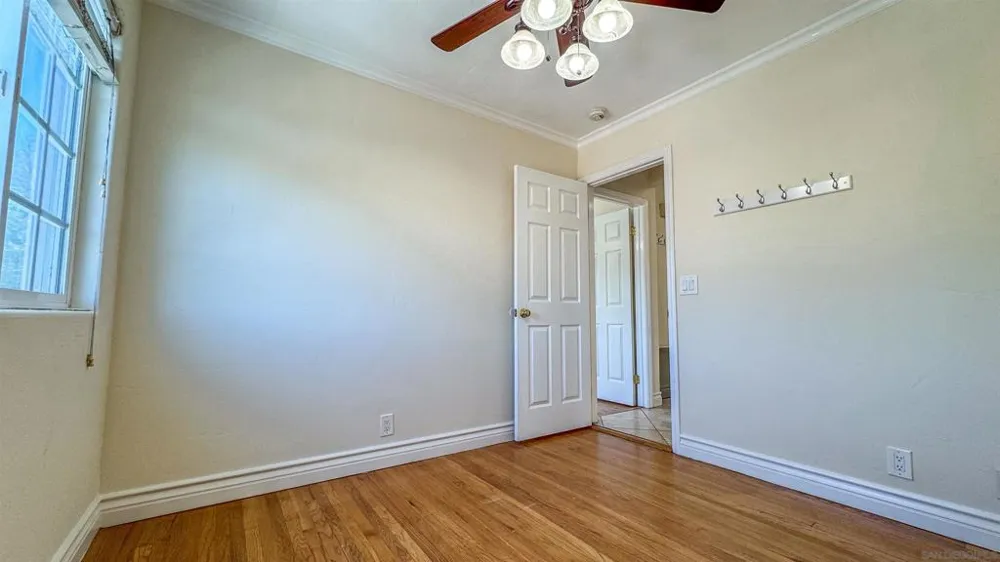4004 Terrace Court San Diego, CA 92116