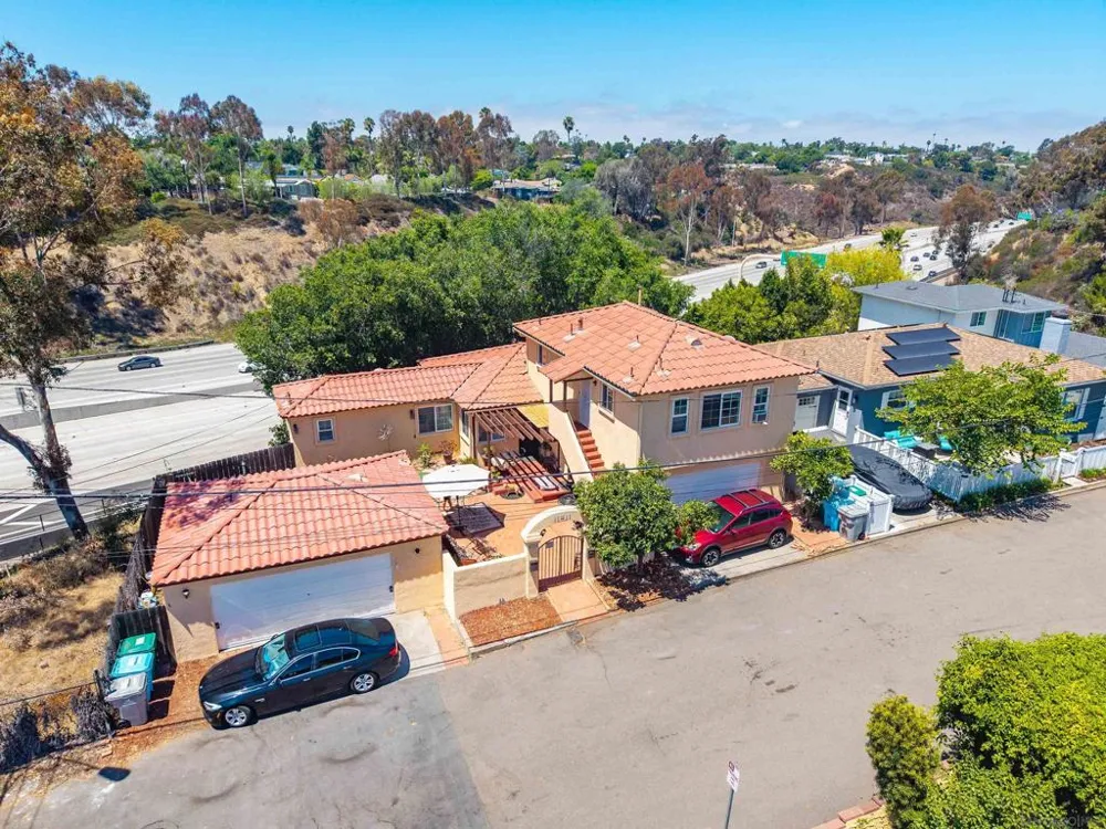4004 Terrace Court San Diego, CA 92116