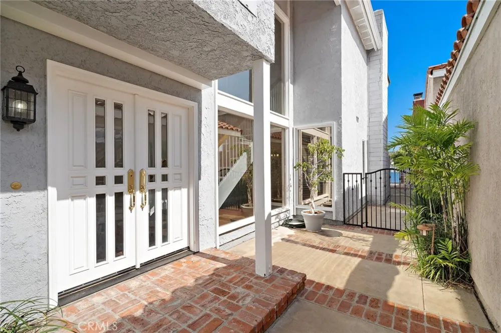 21903 Erie Lane Lake Forest, CA 92630