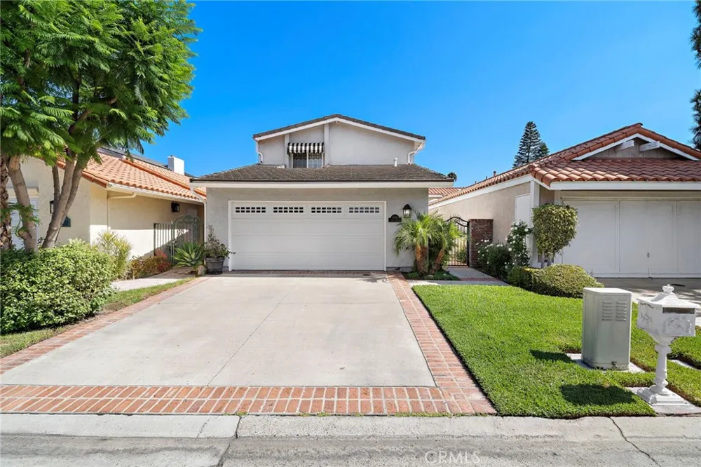 21903 Erie Lane Lake Forest, CA 92630