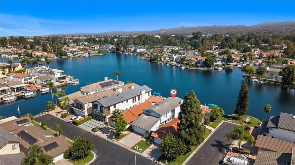 21903 Erie Lane Lake Forest, CA 92630