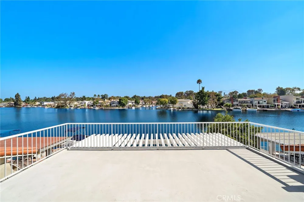 21903 Erie Lane Lake Forest, CA 92630