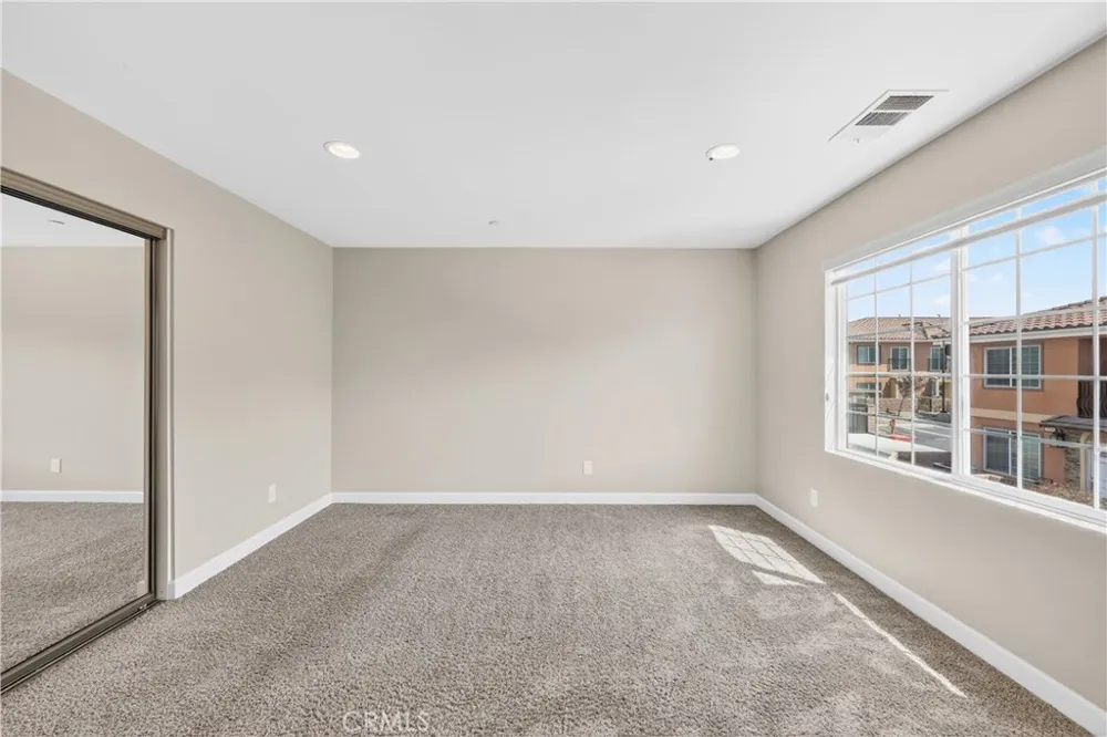 16408 Valencia Avenue #612 Fontana, CA 92335