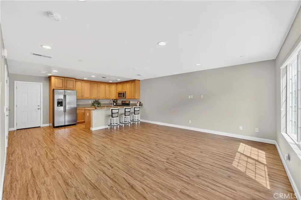 16408 Valencia Avenue #612 Fontana, CA 92335