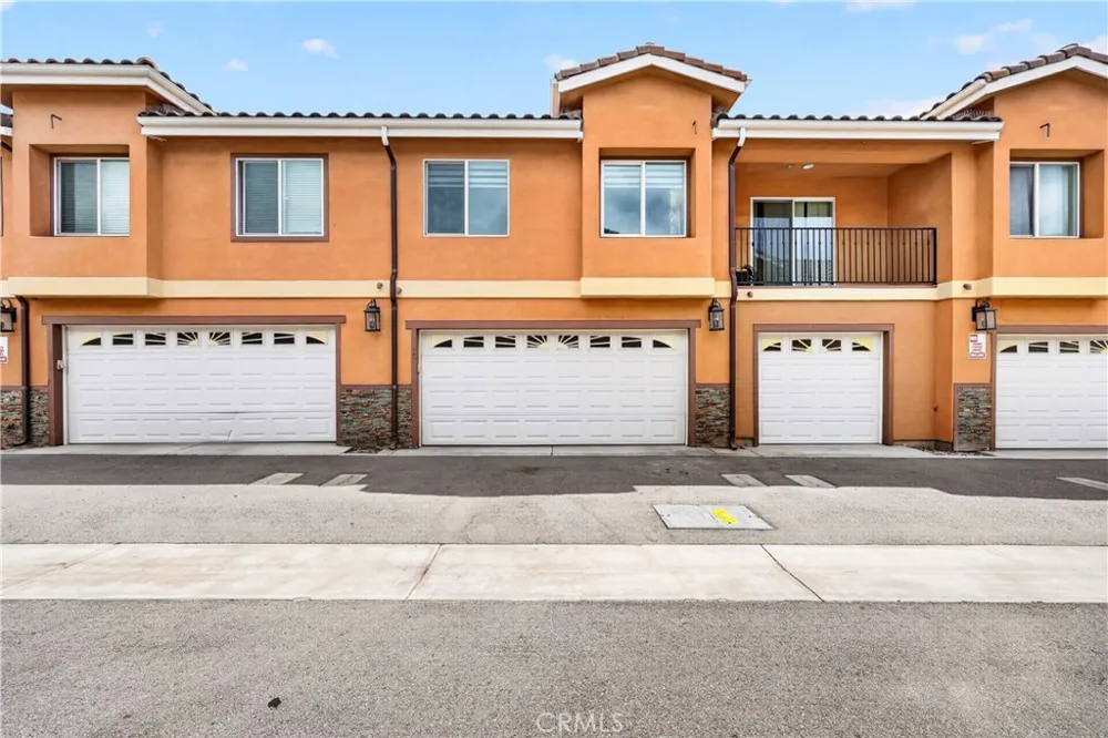 16408 Valencia Avenue #612 Fontana, CA 92335