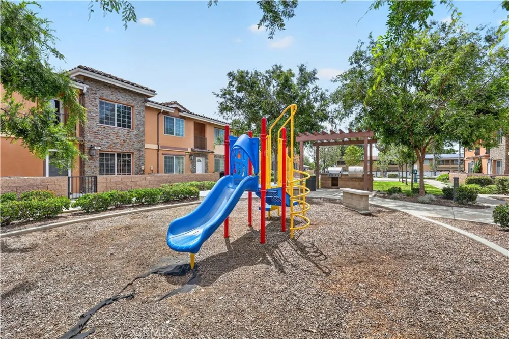 16408 Valencia Avenue #612 Fontana, CA 92335