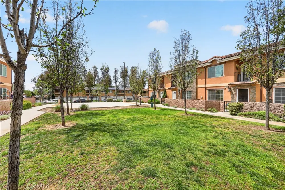 16408 Valencia Avenue #612 Fontana, CA 92335