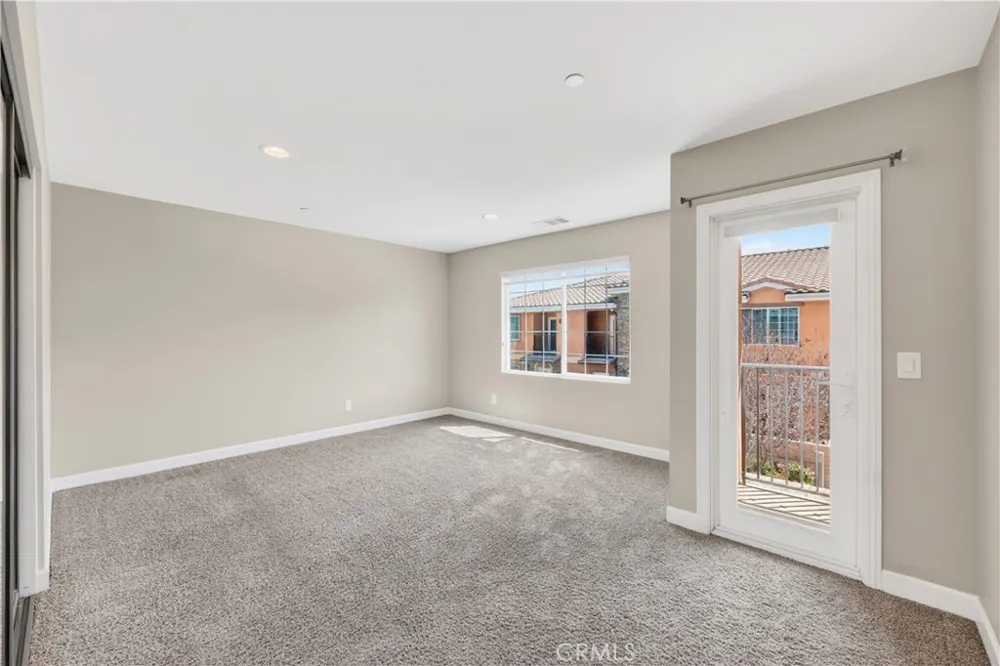 16408 Valencia Avenue #612 Fontana, CA 92335
