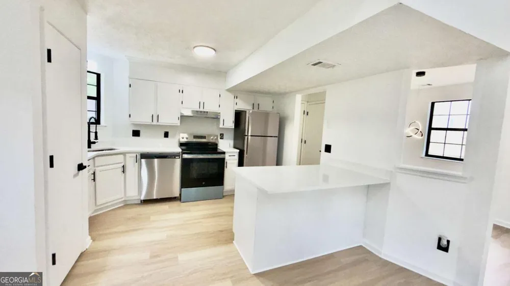 2070 Mallard WAY Lithonia, GA 30058