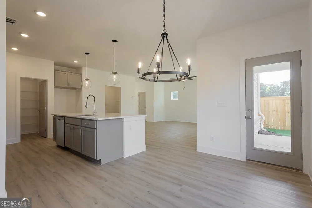 3041 Sea Aster WAY Buford, GA 30519