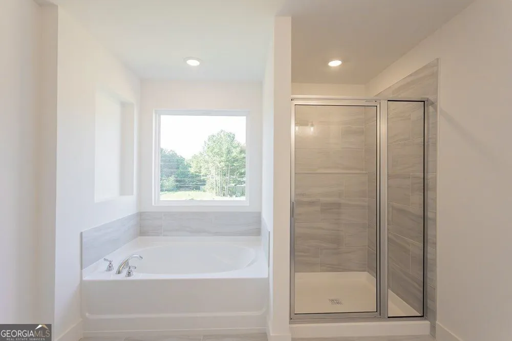 3041 Sea Aster WAY Buford, GA 30519