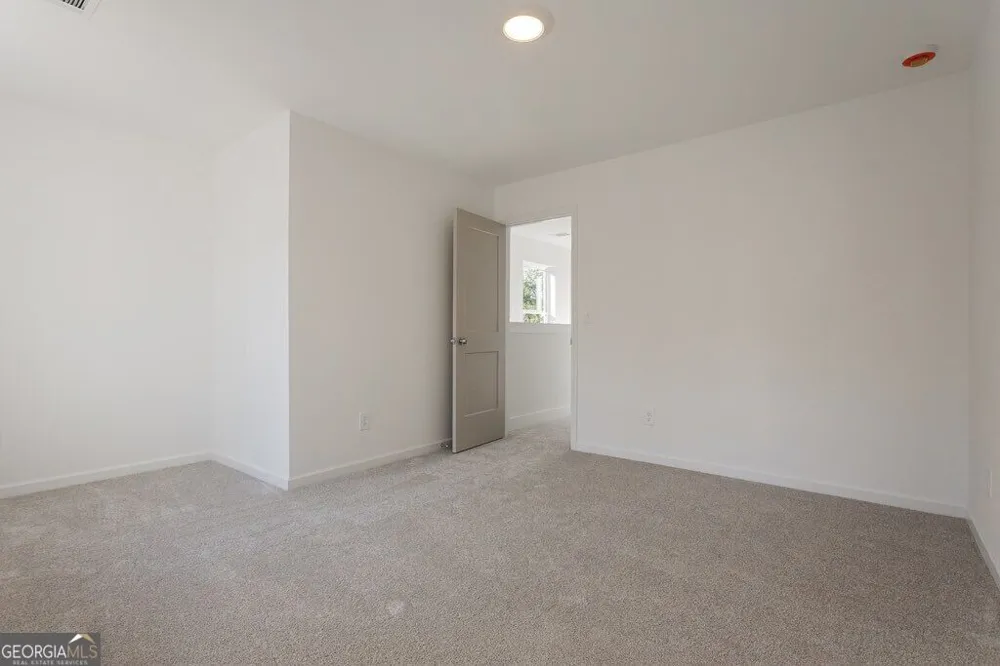 3041 Sea Aster WAY Buford, GA 30519