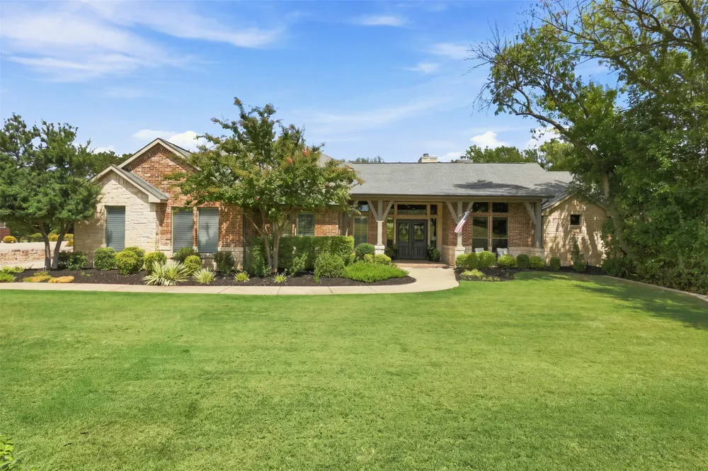 1537 Brook Lane Celina, TX 75009