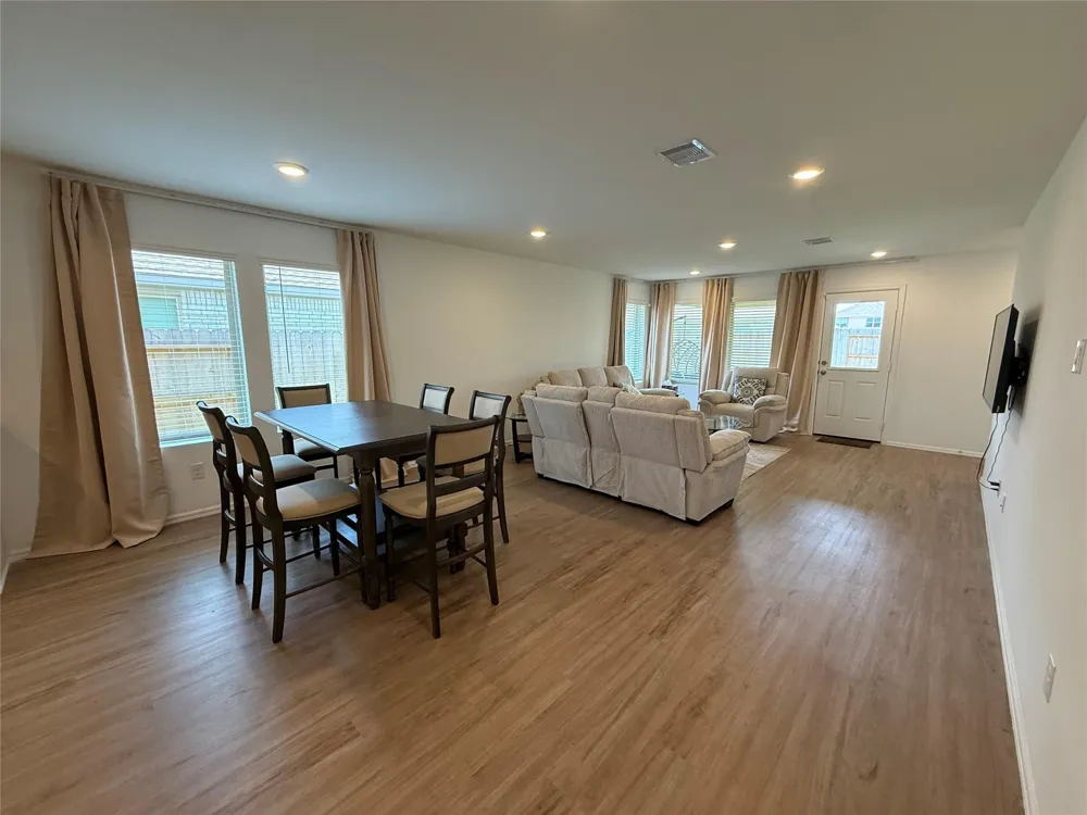 18634 Gravago Lane New Caney, TX 77357
