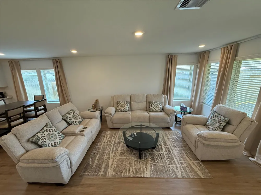 18634 Gravago Lane New Caney, TX 77357